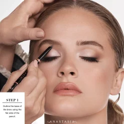 ANASTASIA BEVERLY HILLS Silmämeikit<Brow Definer kulmakynä 0,2 g