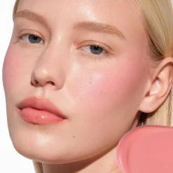 ANASTASIA BEVERLY HILLS Kasvomeikit<Blurring Serum Blush poskipuna