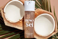 ANASTASIA BEVERLY HILLS Kasvomeikit<Dewy Setting Spray meikinkiinnityssuihke 100 ml