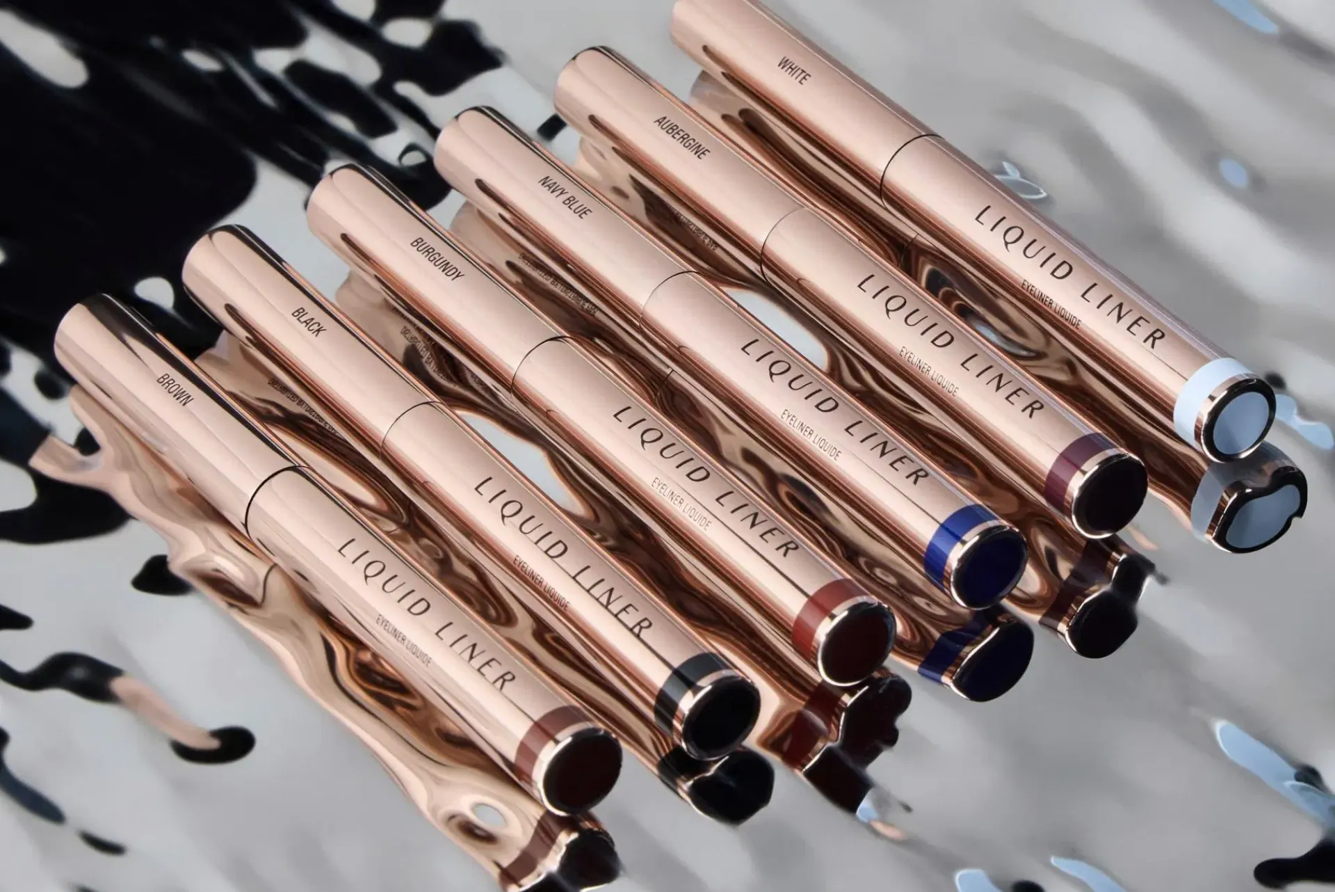 ANASTASIA BEVERLY HILLS Silmämeikit<Liquid Liner silmänrajausväri 2,4 ml