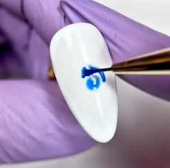 Bluesky Kynsimeikit Ja Kynsienhoito<Blossom Base UV-LED kovetteinen geelilakka 10 ml