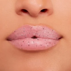 BUXOM Kasvojenhoito<Powerfull Plump Lip Balm Scrub huulikuorinta 6 g dragon fruit