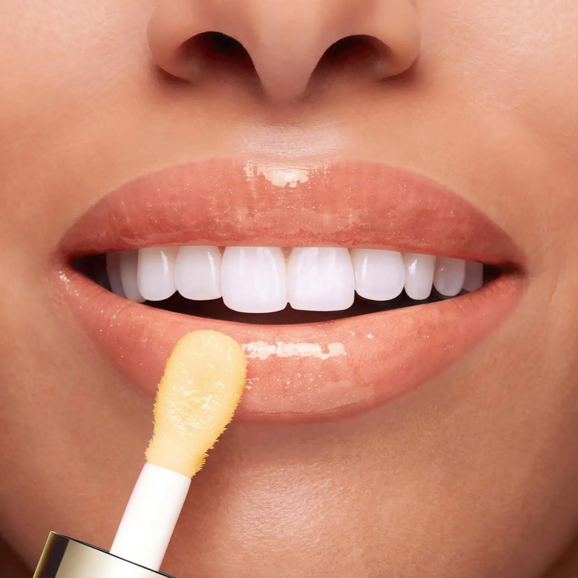Clarins Huulimeikit<Lip Comfort Oil huuliöljy 7 ml