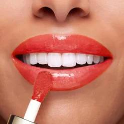 Clarins Huulimeikit<Lip Comfort Oil huuliöljy 7 ml
