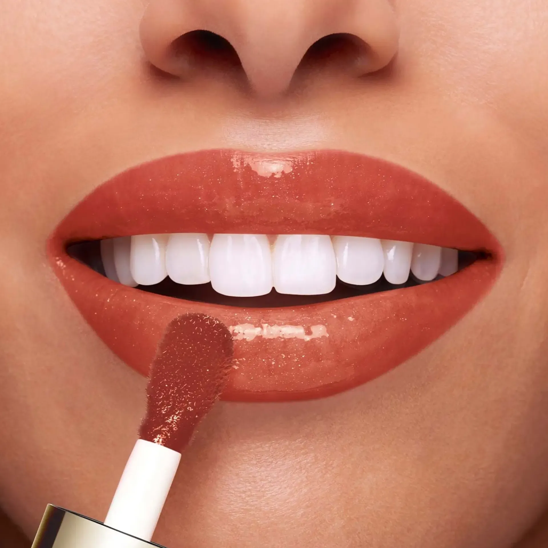 Clarins Huulimeikit<Lip Comfort Oil huuliöljy 7 ml