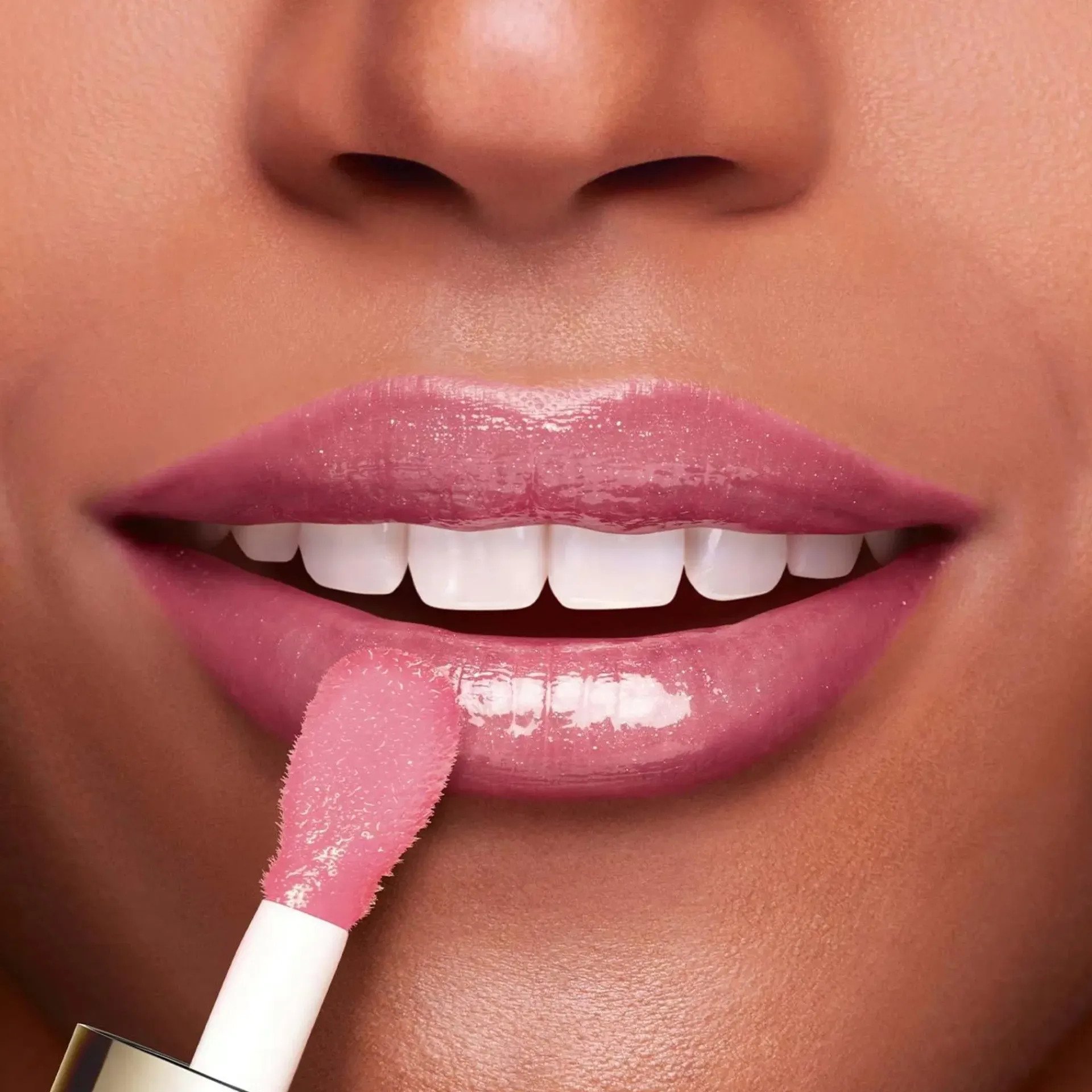 Clarins Huulimeikit<Lip Comfort Oil huuliöljy 7 ml