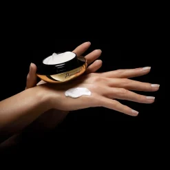 Clarins Kasvojenhoito<Precious La Crème Age-Defying Moisturiser voide 50 ml