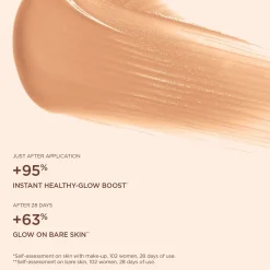 Clarins Kasvomeikit<Skin illusion tinted moisturizer SPF 25 sävytetty päivävoide 40 ml