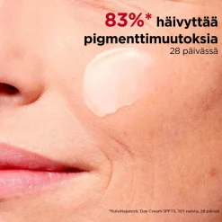 Clarins Kasvojenhoito<Super Restorative Day Cream SPF 15 päivävoide 50 ml