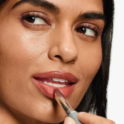 Clinique Huulimeikit<Almost Lipstick Nude Honey huulipuna 1,9 g