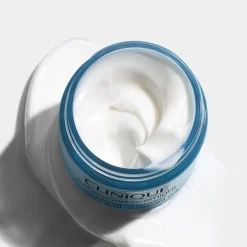 Clinique Kasvojenhoito<Turnaround Overnight Revitalizing Moisturizer yövoide 50 ml