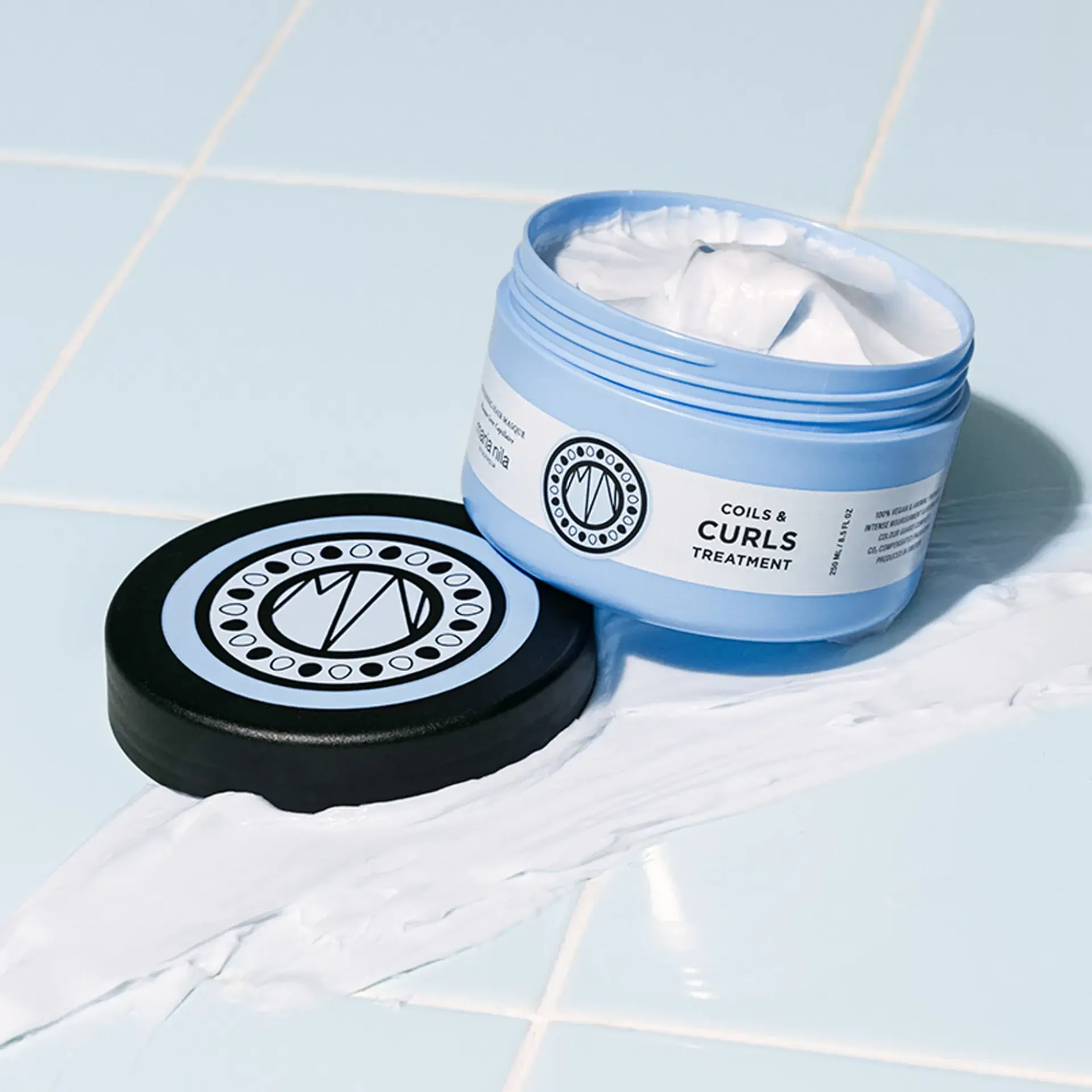 Maria Nila Hiustenhoito|Kampaamotuotteet<COILS & CURLS TREATMENT MASQUE