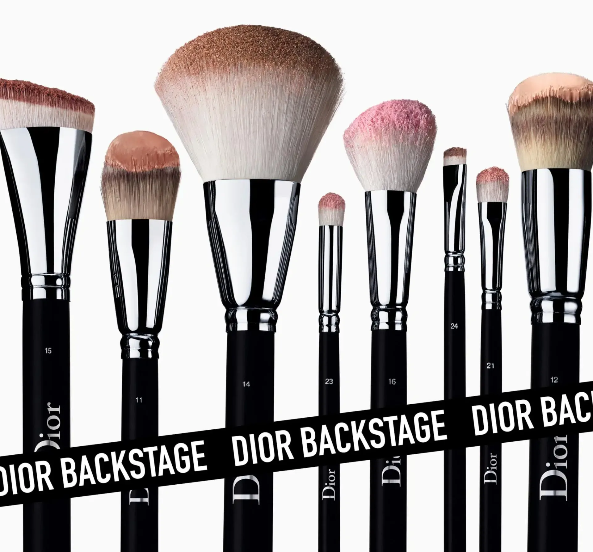 DIOR Meikkisiveltimet Ja -Välineet<BACKSTAGE Light Coverage Fluid Foundation Brush N11 meikkisivellin