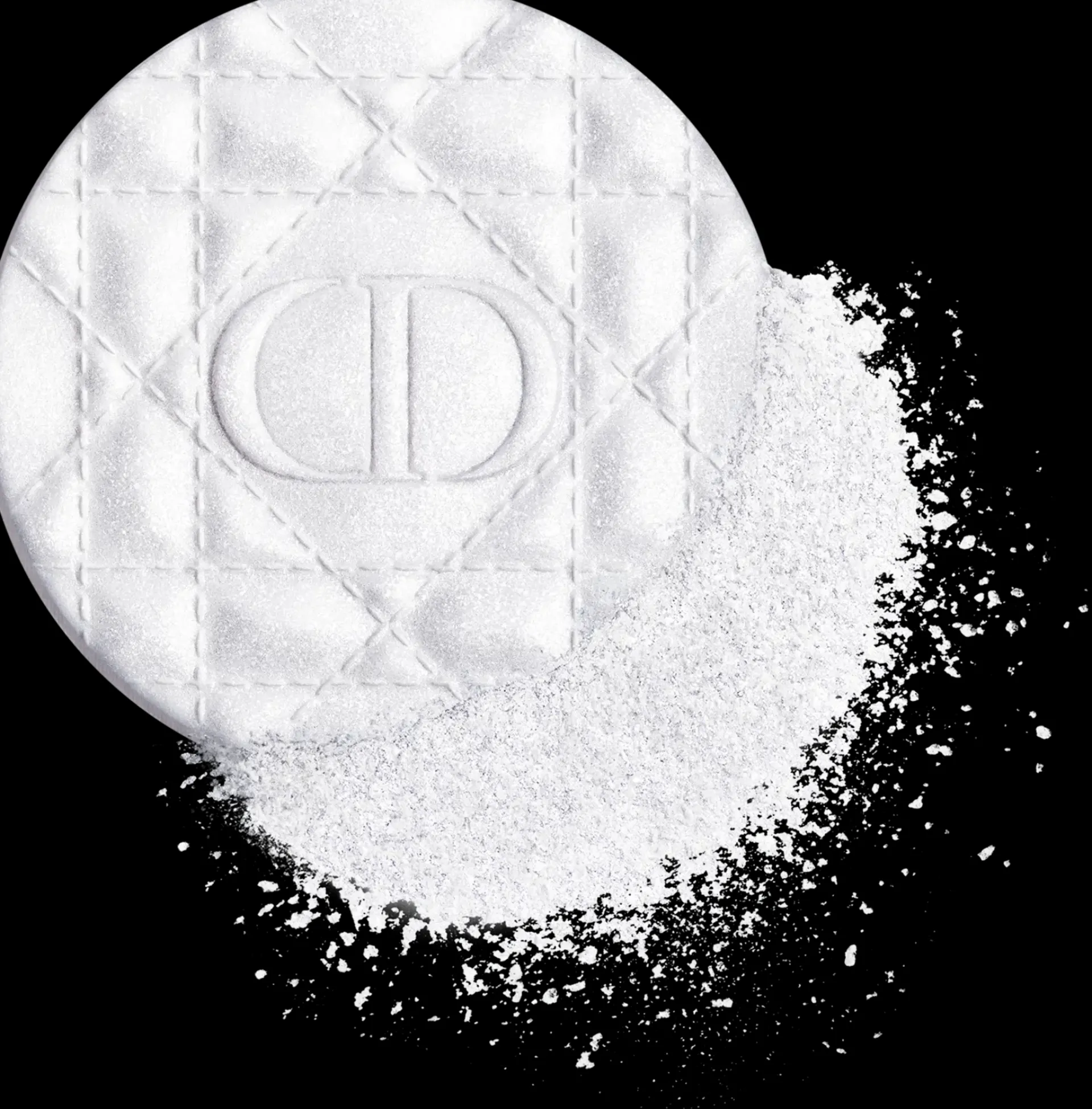 DIOR Kasvomeikit<Forever Glow Luminizer Highlighter Infused with Hyaluronic Acid korostuspuuteri 6 g