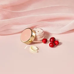 Dolce u0026 Gabbana Kasvojenhoito<Dolce&Gabbana Nouri Lip Berry Scrub -huulten kuorinta 9 ml