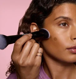 e.l.f. Meikkisiveltimet Ja -Välineet<cosmetics Liquid Bronzer & Contour Duo Brush sivellin