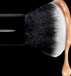e.l.f. Meikkisiveltimet Ja -Välineet<cosmetics Ultimate Blending Brush meikkivoidesivellin