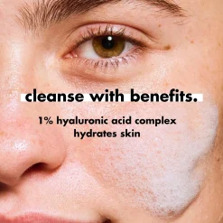 e.l.f. Kasvojenhoito<Holy Hydration! Clean Freak Daily Cleanser -puhdistustuote 162 ml
