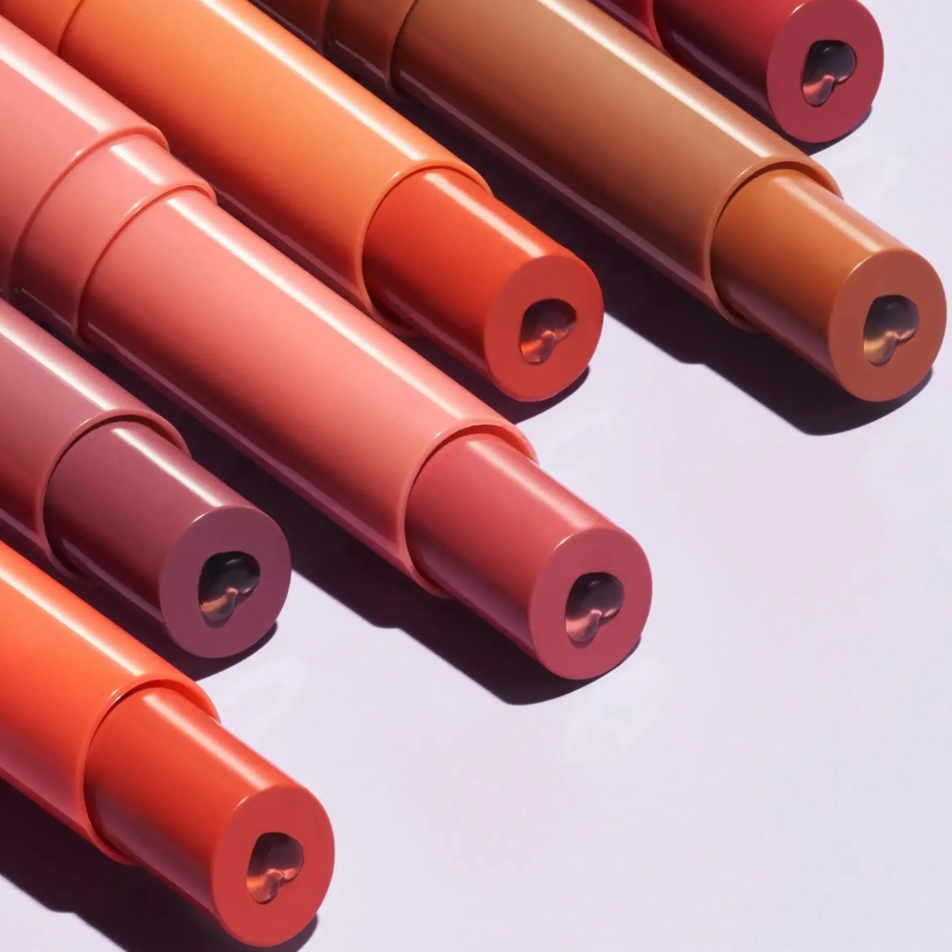 e.l.f. Huulimeikit<Hydrating Core Lip Shine sävytetty huulivoide 2,8 g