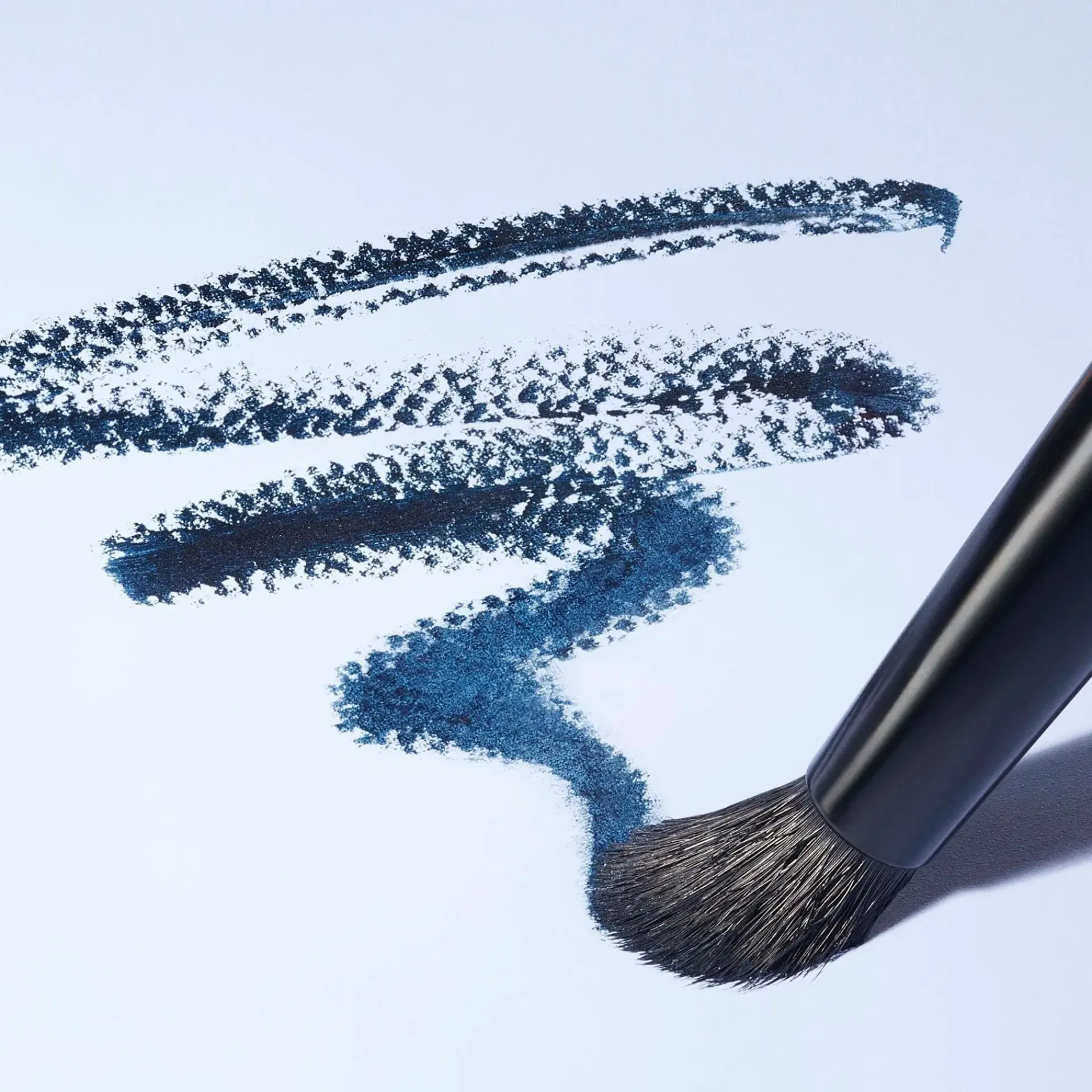 e.l.f. Meikkisiveltimet Ja -Välineet<Makeup Brushes Smudge'n'Smoke Eyeliner -silmämeikkisivellin
