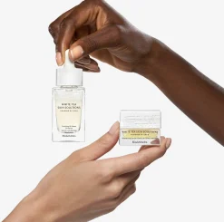 Elizabeth Arden Kasvojenhoito<White Tea Skin Brightening Eye Gel silmänympärysgeeli 15 ml