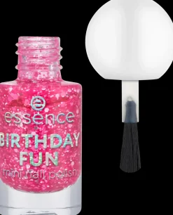 Essence Kynsimeikit Ja Kynsienhoito<BIRTHDAY FUN mini nail polish 05 5 ml