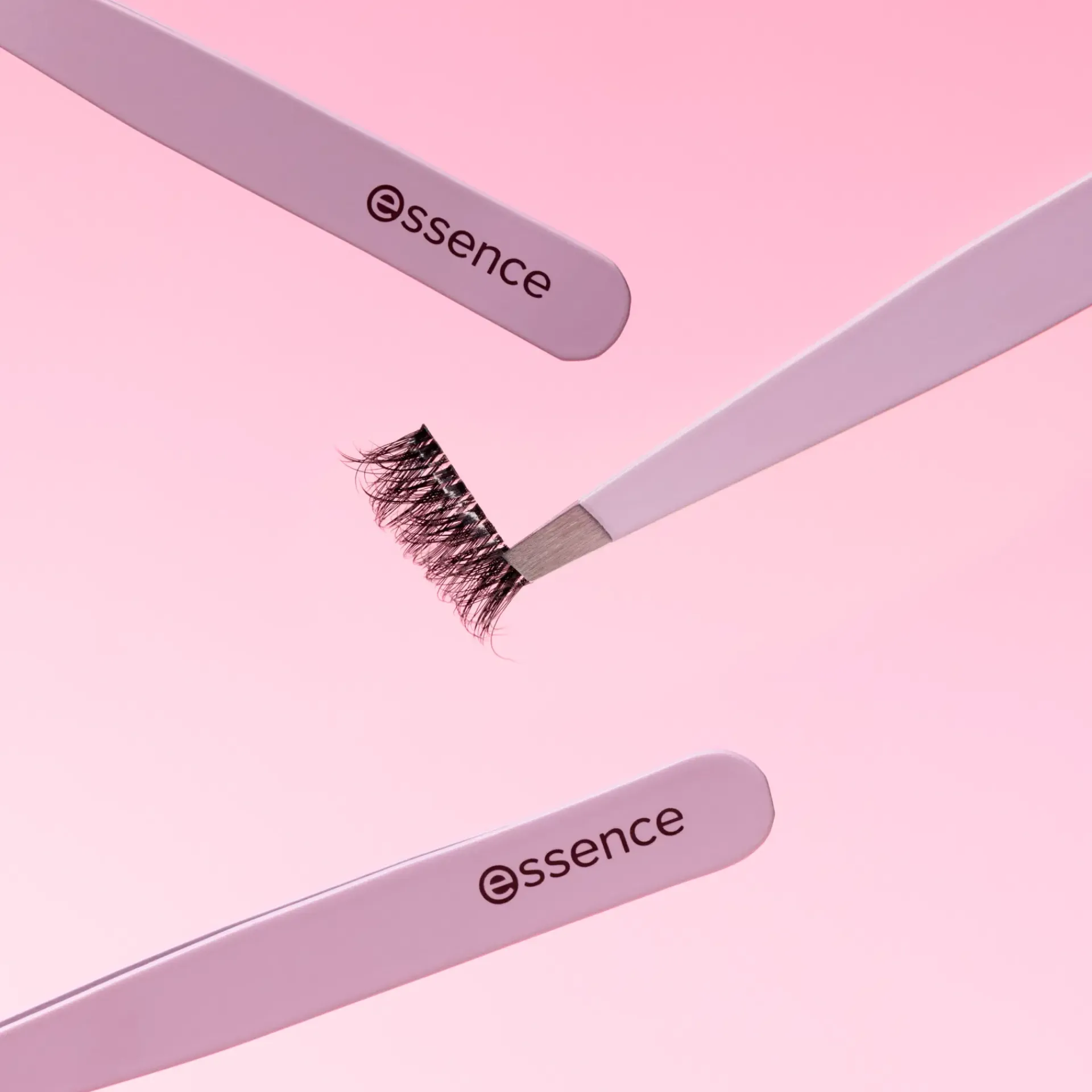 Essence Silmämeikit<brow tweezer 1 st