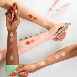 Essence Kasvomeikit<CORRECT & CONCEAL under eye brightening concealer peitevoide silmänalusille 3,5 ml