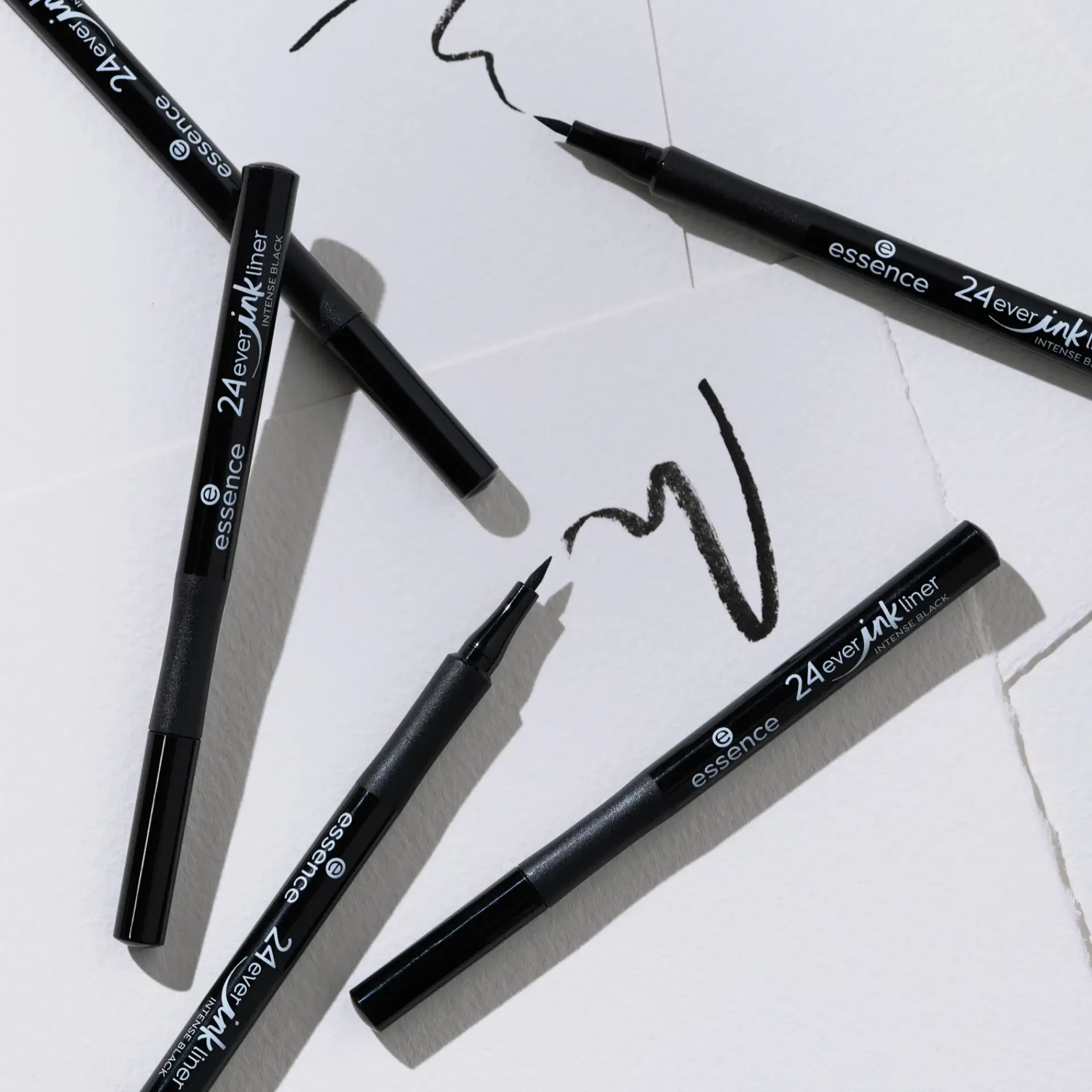 Essence Silmämeikit<24ever ink liner 01 Intense Black 1.2 ml