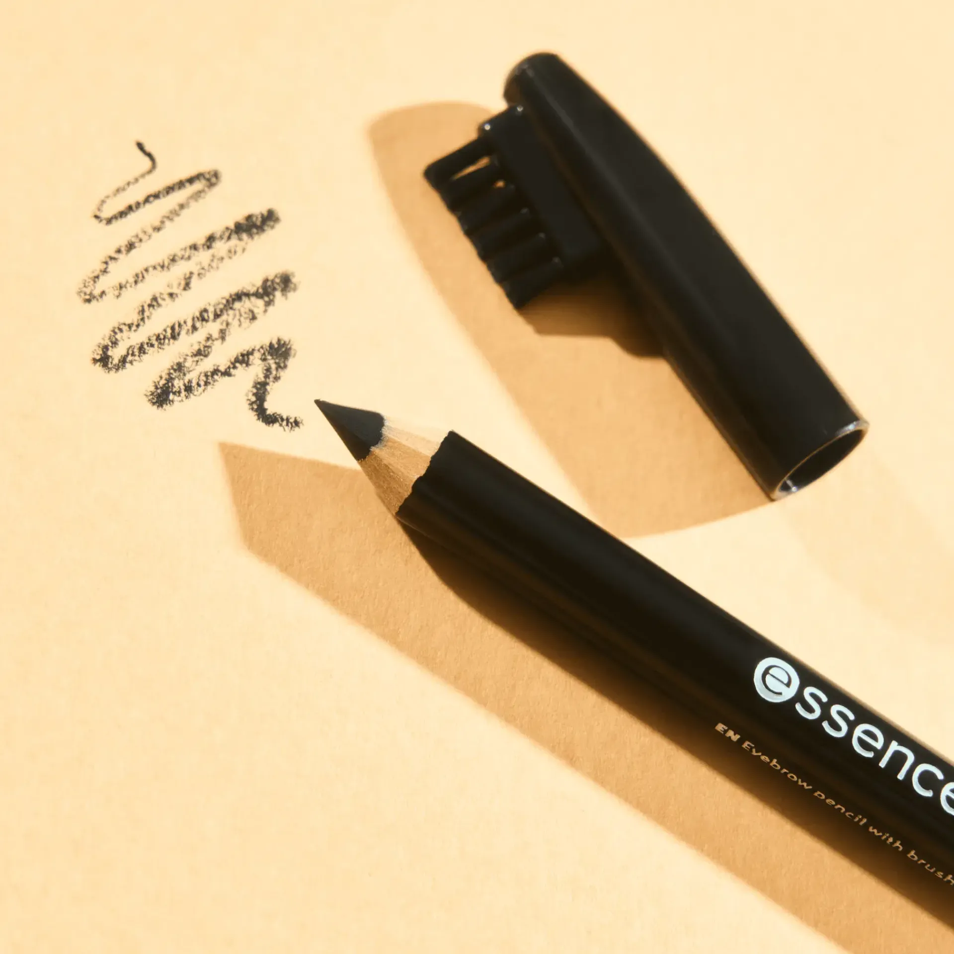 Essence Silmämeikit<eyebrow designer kulmakynä 1 g