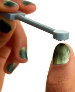 Essence Kynsimeikit Ja Kynsienhoito<MAGIC MAGNETIC mini nail polish 10 5 ml