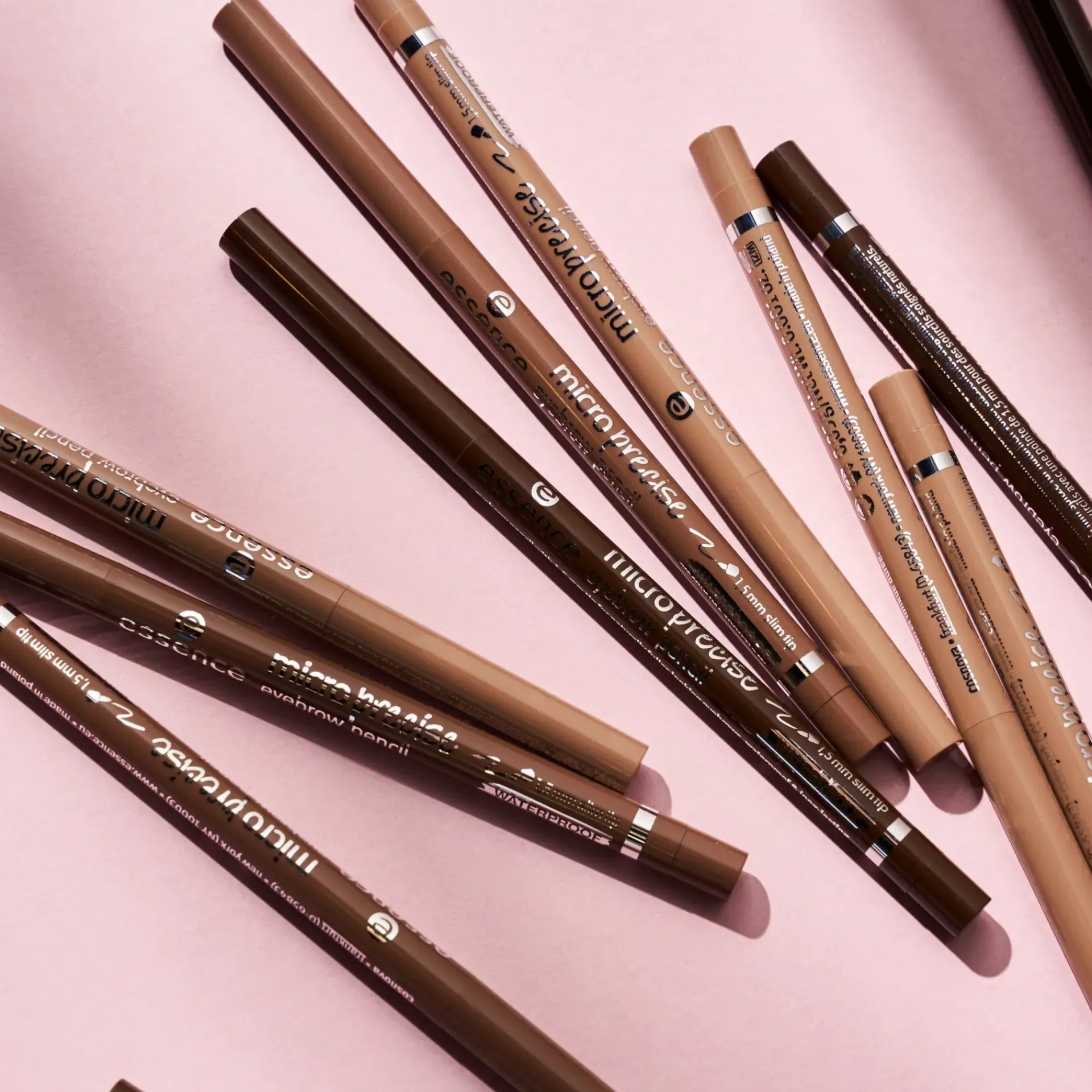 Essence Silmämeikit<micro precise eyebrow pencil kulmakynä 0,05 g