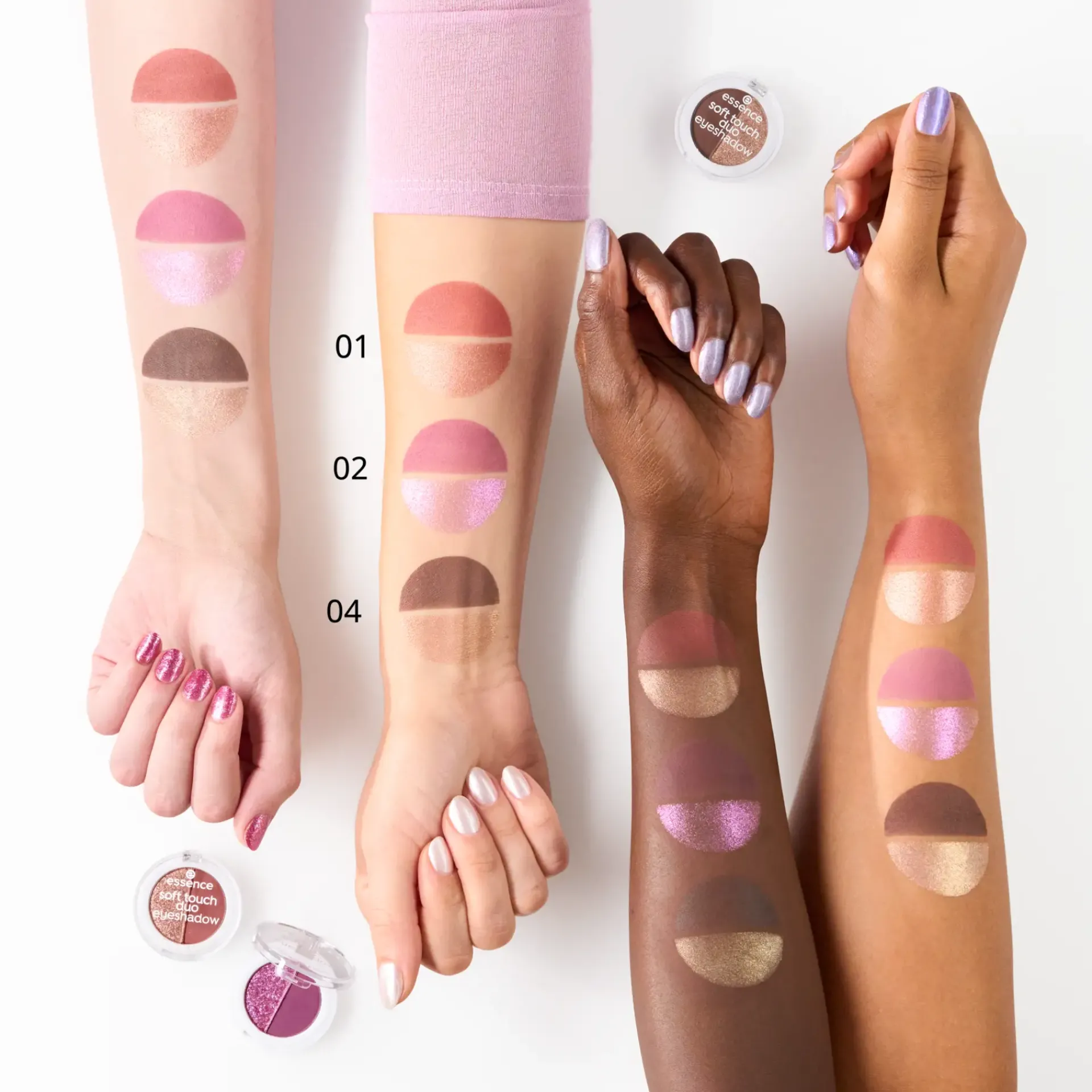 Essence Silmämeikit<soft touch duo eyeshadow luomiväri 1,8 g