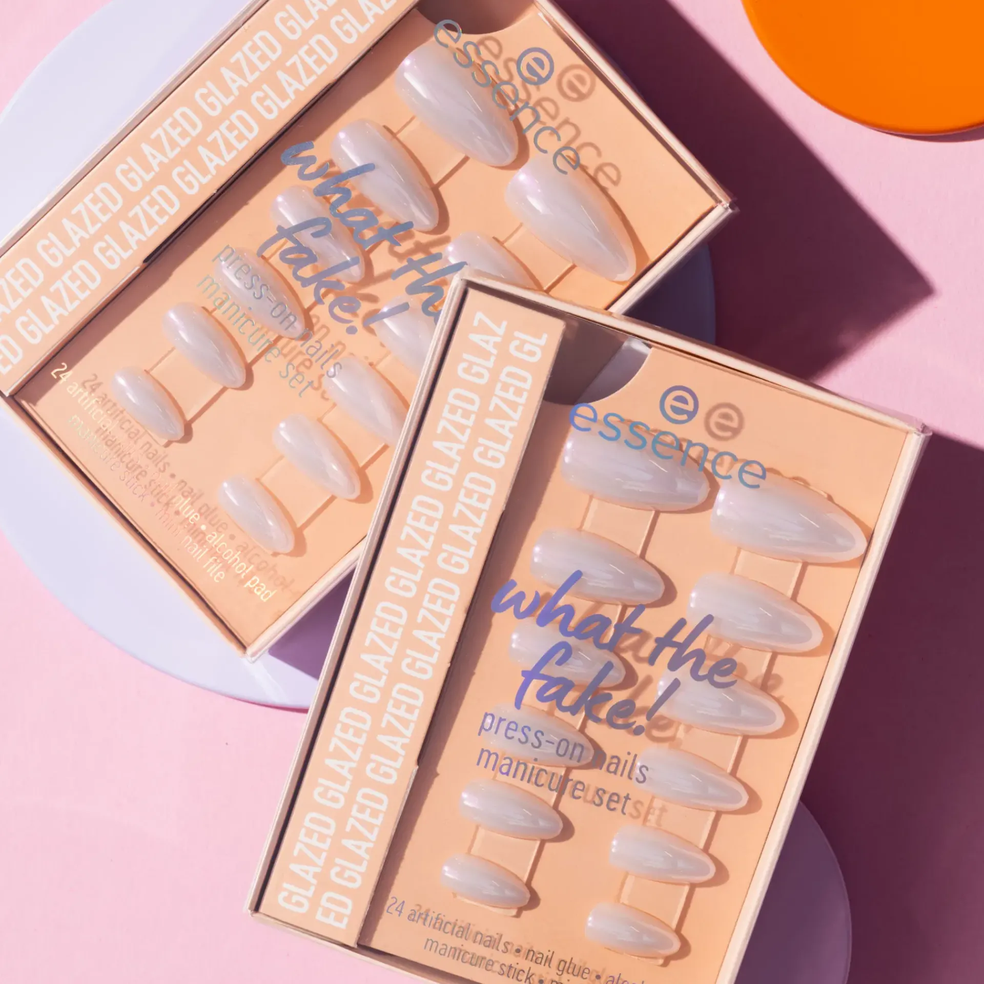 Essence Kynsimeikit Ja Kynsienhoito<what the fake! PRESS-ON NAILS manicure set 01 GLAZED 28 st