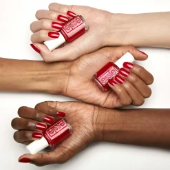 essie Kynsimeikit Ja Kynsienhoito<635 Let's Party -kynsilakka 13,5ml