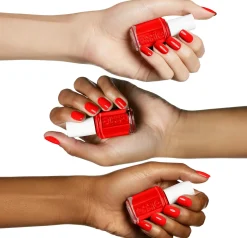 essie Kynsimeikit Ja Kynsienhoito<63 Too Too Hot -kynsilakka 13,5ml