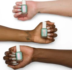 essie Kynsimeikit Ja Kynsienhoito<nail art studio kynsilakka 13,5 ml
