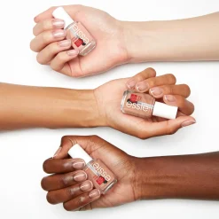 essie Kynsimeikit Ja Kynsienhoito<stay longer päällyslakka 13,5ml