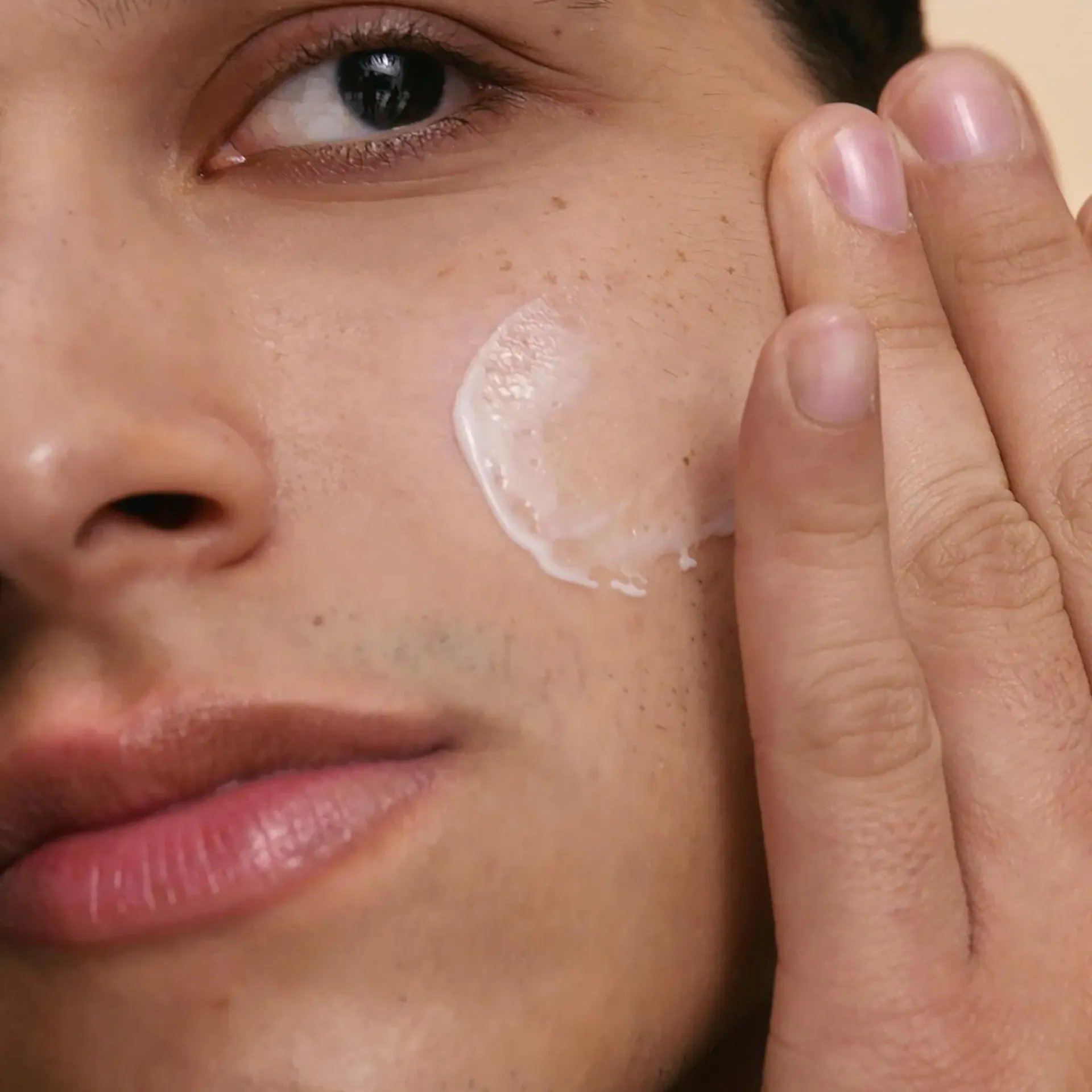 Estée Lauder Kasvomeikit<Double Wear Smooth and Blur Primer pohjustusvoide 40 ml