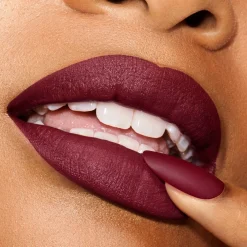 Estée Lauder Huulimeikit<Pure Color Explicit Vellum Matte Lipstick huulipuna 0,7 g