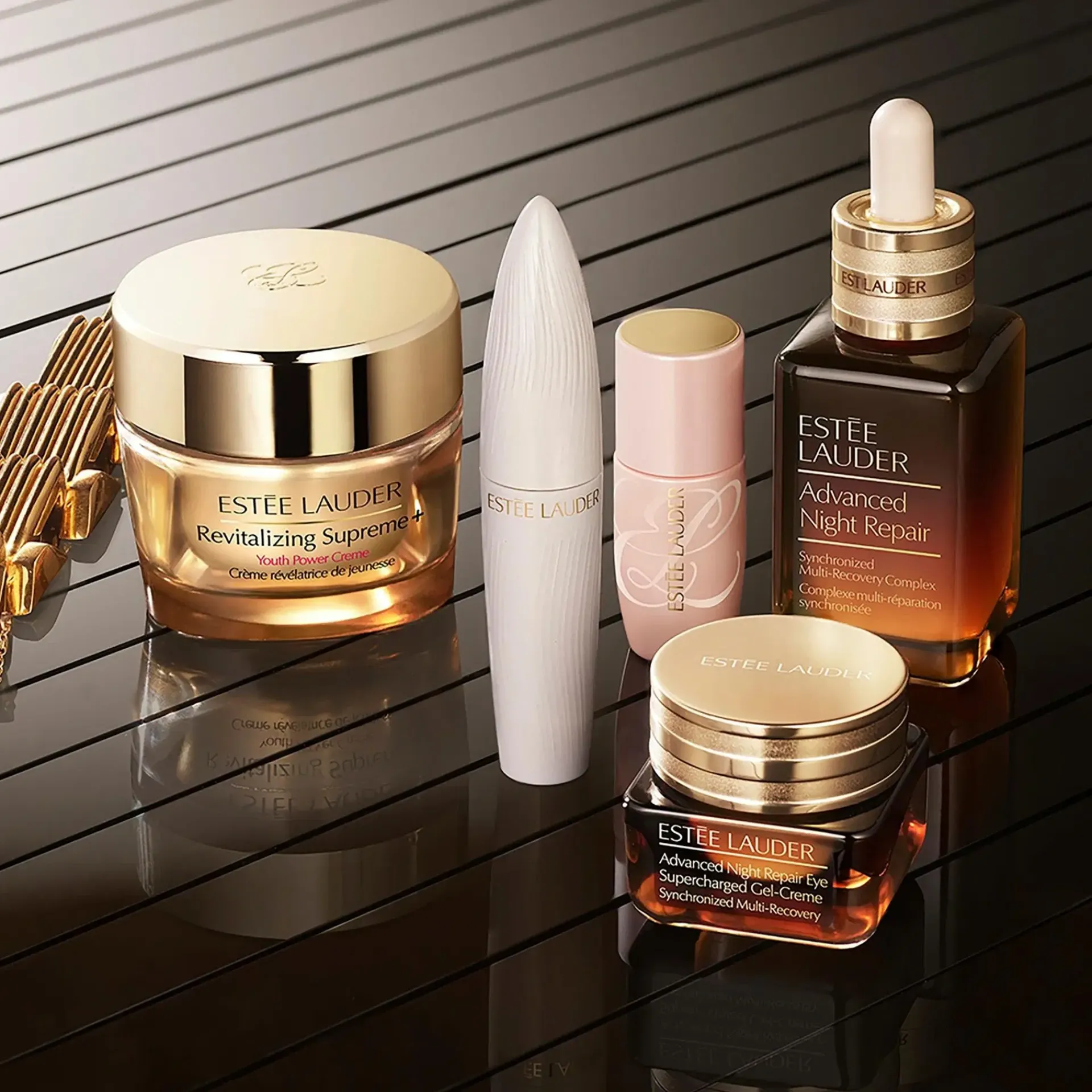 Estée Lauder Kasvojenhoito<Revitalizing Supreme+ Youth Power Creme päivävoide 30 ml