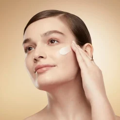 Estée Lauder Ihonhoidon Tehoaineet|Kasvojenhoito<Revitalizing Supreme+ Youth Power Creme päivävoide 50 ml