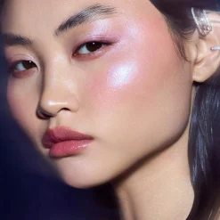 Fenty Beauty Kasvomeikit<Diamond Bomb All Over Diamond Veil hohdepuuteri 8 g