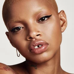Fenty Beauty Silmämeikit<Flyliner Longwear Liquid Eyeliner nestemäinen silmänrajausväri 0,55 ml