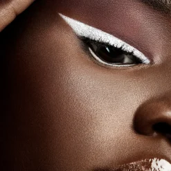 Fenty Beauty Silmämeikit<Flypencil Longwear Pencil Eyeliner pitkäkestoinen silmänrajausväri 3 g