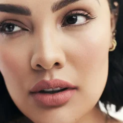 Fenty Beauty Huulimeikit<Icon Velvet Liquid Lipstick nestemäinen huulipuna 5,5 g