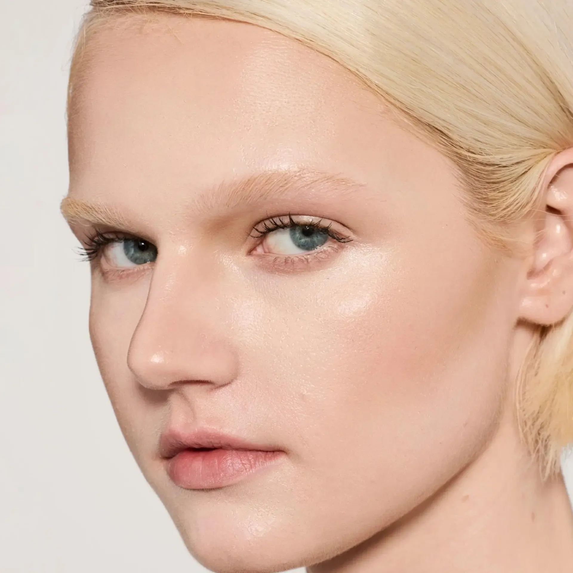Fenty Beauty Kasvomeikit<Match Stix Matte Contour Skinstick varjostuspuikko 7,1 g