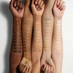 Fenty Beauty Kasvomeikit<Soft Lit Foundation meikkivoide 32 ml