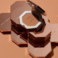 Fenty Beauty Kasvomeikit<Sun Stalk`r Instant Warmth Bronzer aurinkopuuteri 6,23 g