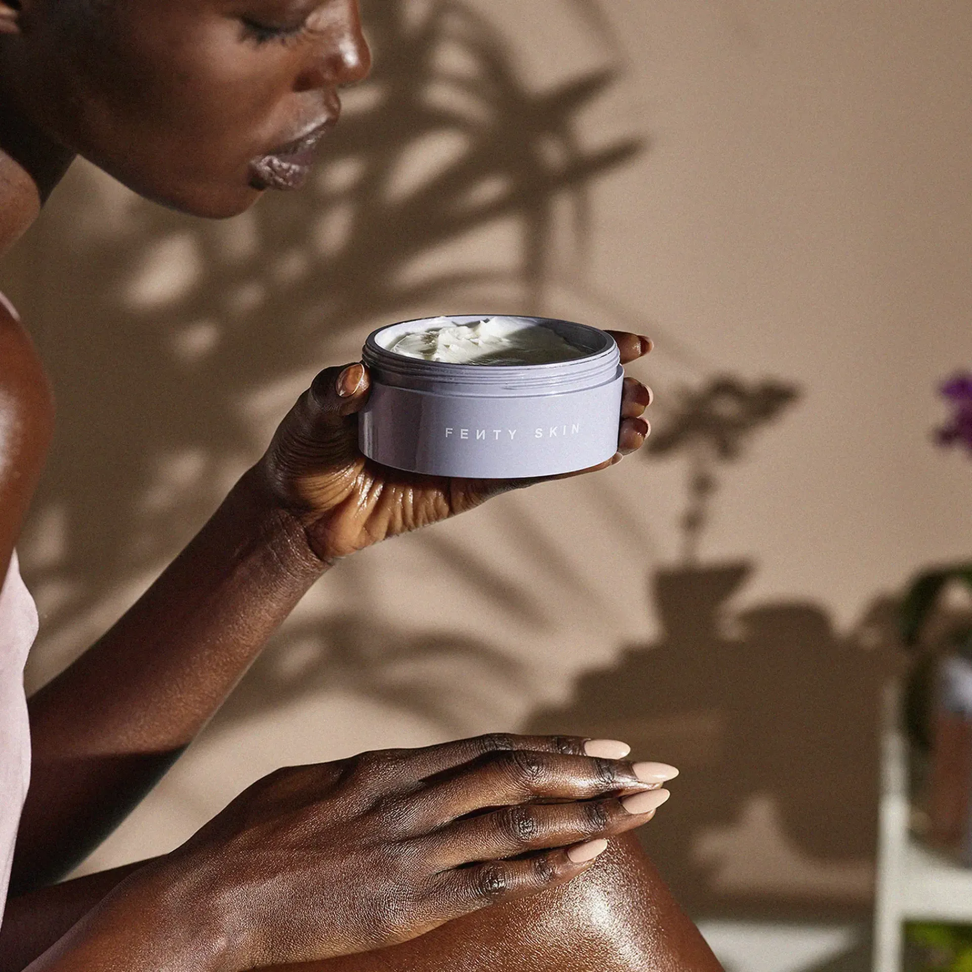 Fenty Skin Vartalonhoito<Butta Drop Whipped Oil Body Cream Refill vartalovoide täyttöpakkaus 200 ml